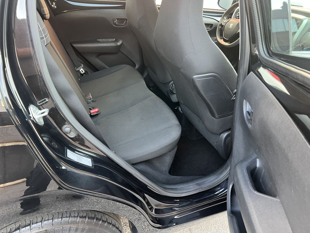 Carwebs 332 5